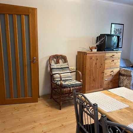 Three Bedroom Stepana Bandery Street Rivne Exteriör bild